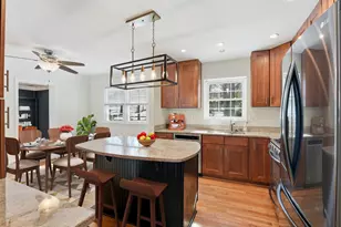 3015 Crane Dr, Falls Church, VA 22042 - Photo 9