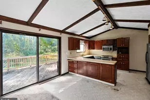 6320 Windpatterns Trail, Fairfax Station, VA 22039 - Photo 9