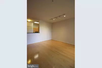 2726 Gallows Road #112, Vienna, VA 22180 - Photo 5