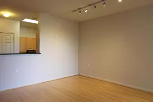 2726 Gallows Rd, Vienna, VA 22180 - Photo 5