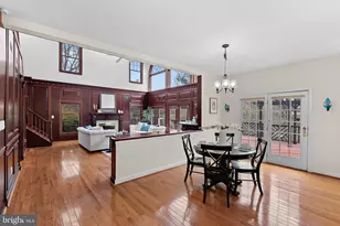 10317 Brittenford Dr, Vienna, VA 22182 - Photo 11