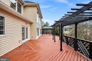 10317 Brittenford Dr, Vienna, VA 22182 - Photo 33