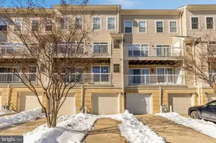 1887 Crescent Park Dr, Reston, VA 20190 - Photo 27