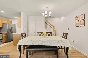 1887 Crescent Park Dr, Reston, VA 20190 - Photo 7