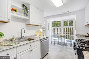 4447 Forest Glen Ct, Annandale, VA 22003 - Photo 19