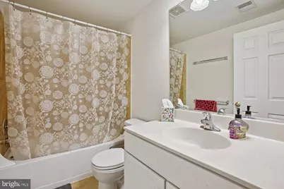 2411 Huntington Park Drive, Alexandria, VA 22303 - Photo 25