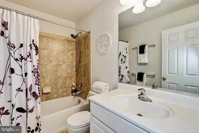 2411 Huntington Park Drive, Alexandria, VA 22303 - Photo 31