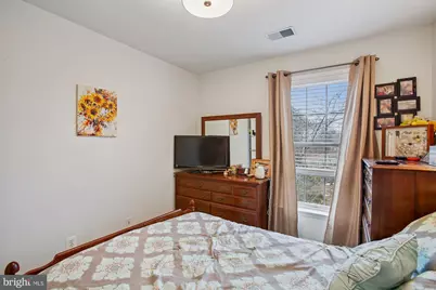 2411 Huntington Park Drive, Alexandria, VA 22303 - Photo 27