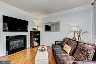 2411 Huntington Park Dr, Alexandria, VA 22303 - Photo 7