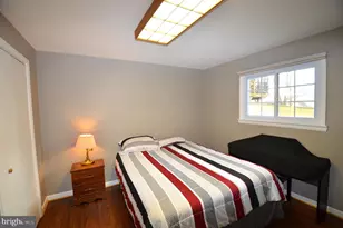 6901 Stoneybrooke Ln, Alexandria, VA 22306 - Photo 11