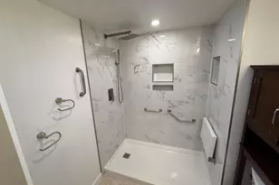 5866 Orchard Hill Ct, Clifton, VA 20124 - Photo 9