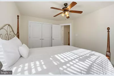 8015 Reserve Way, Vienna, VA 22182 - Photo 31