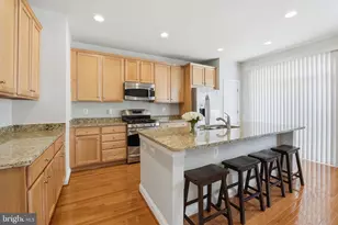 8015 Reserve Way, Vienna, VA 22182 - Photo 17