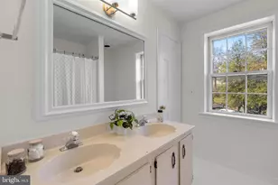 1317 Merrie Ridge Rd, McLean, VA 22101 - Photo 31