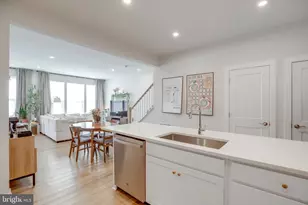 4614 Olivine Dr, Chantilly, VA 20151 - Photo 13