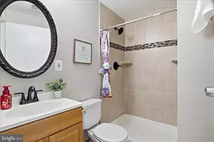 9404 Wrought Iron Ct, Fairfax, VA 22032 - Photo 25