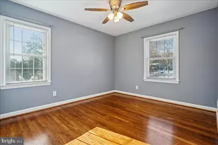 7039 Calamo St, Springfield, VA 22150 - Photo 27