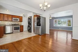 7039 Calamo St, Springfield, VA 22150 - Photo 17