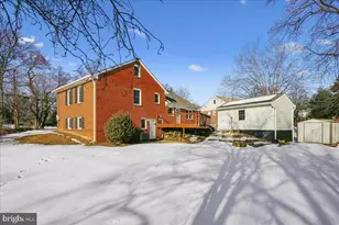 7039 Calamo St, Springfield, VA 22150 - Photo 51