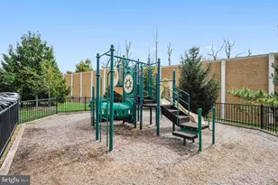 12631 Fair Crest Ct, Fairfax, VA 22033 - Photo 45