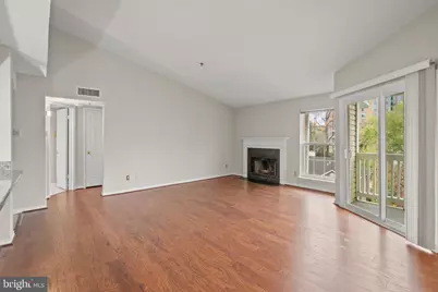 1504 Lincoln Way #411, McLean, VA 22102 - Photo 5