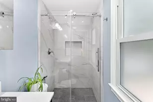 12747 Kinship Dr, Herndon, VA 20171 - Photo 25
