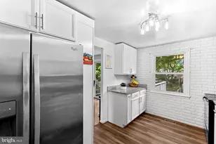 12747 Kinship Dr, Herndon, VA 20171 - Photo 15