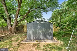 12747 Kinship Dr, Herndon, VA 20171 - Photo 59