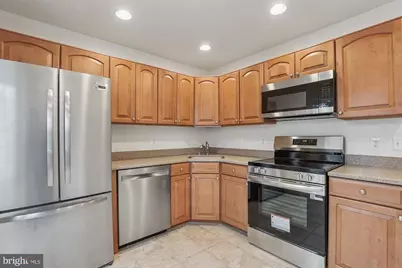 2396 Branleigh Park Court, Reston, VA 20191 - Photo 7