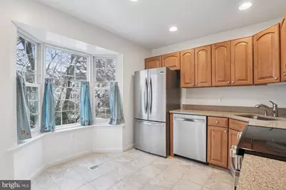 2396 Branleigh Park Court, Reston, VA 20191 - Photo 5