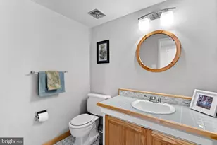 1628 Greenbriar Ct, Reston, VA 20190 - Photo 23