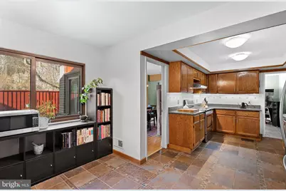 1628 Greenbriar Court, Reston, VA 20190 - Photo 21