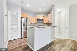 4405 Sedgehurst Dr, Fairfax, VA 22033 - Photo 7