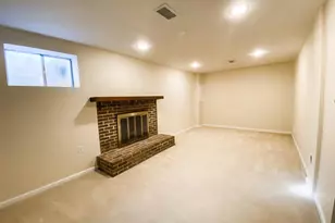 9628 Lindenbrook St, Fairfax, VA 22031 - Photo 15