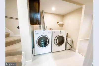 9628 Lindenbrook Street, Fairfax, VA 22031 - Photo 17