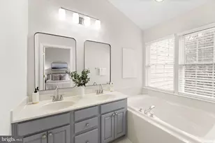 11625 Fairfax Commons Dr, Fairfax, VA 22030 - Photo 27