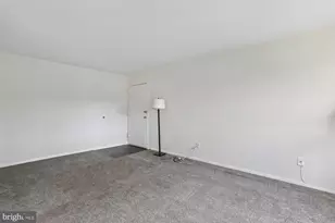 8000 Le Havre Pl, Falls Church, VA 22042 - Photo 5