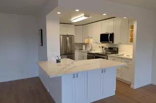 8340 Greensboro Dr, McLean, VA 22102 - Photo 9