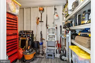 1703 Trenton Dr, Alexandria, VA 22308 - Photo 41