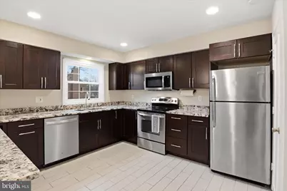 8209 Carrleigh Parkway, Springfield, VA 22152 - Photo 9