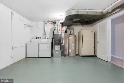 8209 Carrleigh Parkway, Springfield, VA 22152 - Photo 27