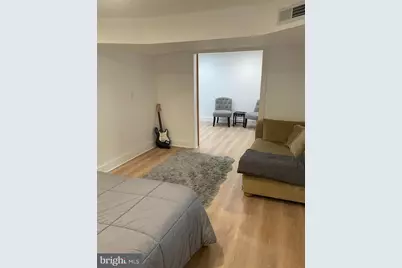 8917 Old Courthouse Road, Vienna, VA 22182 - Photo 9