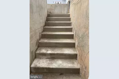 8917 Old Courthouse Road, Vienna, VA 22182 - Photo 17