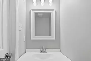 8545 Blue Rock Ln, Lorton, VA 22079 - Photo 11