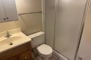 8146 Larkin Ln, Vienna, VA 22182 - Photo 25