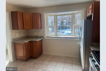 8146 Larkin Lane, Vienna, VA 22182 - Photo 5