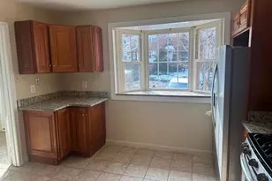 8146 Larkin Ln, Vienna, VA 22182 - Photo 5