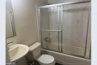 8146 Larkin Lane, Vienna, VA 22182 - Photo 19