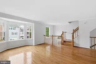 6001 Keble Dr, Alexandria, VA 22315 - Photo 9
