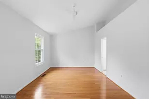 6001 Keble Dr, Alexandria, VA 22315 - Photo 21